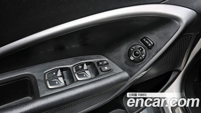 Hyundai Santafe 2013 — photo 18
