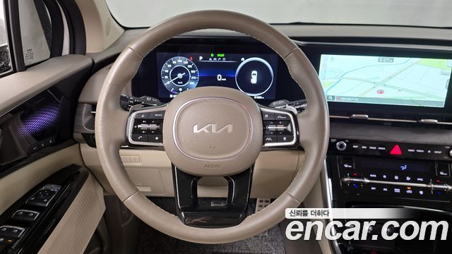 Kia Canival 2023 — photo 13