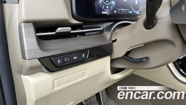 Kia Canival 2023 — photo 18