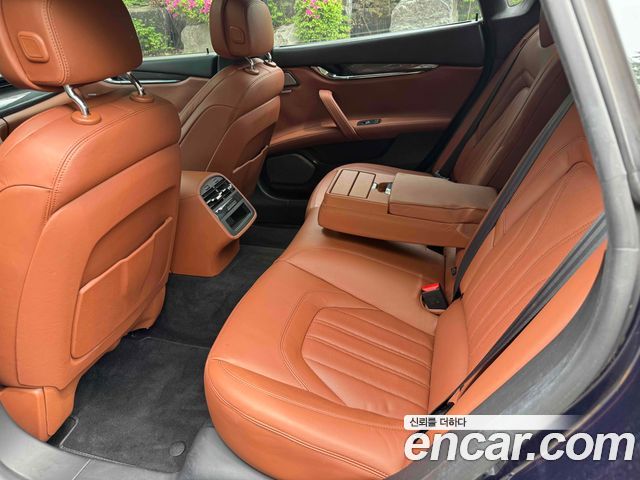 Maserati Quattroporte 2014 — photo 16