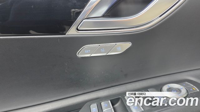 Genesis GV80 2022 — photo 17