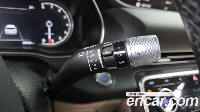 Genesis GV80 2022 — photo 18