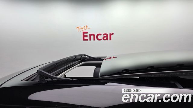 Land Rover Range Rover Evoque 2025 — photo 17
