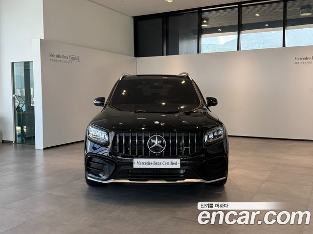 Mercedes-Benz GLB-Class 2025 — photo 6