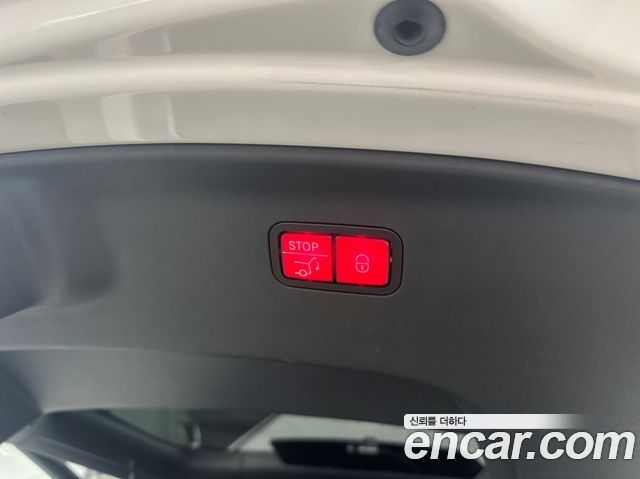 Mercedes-Benz AMG GT 2019 — photo 11