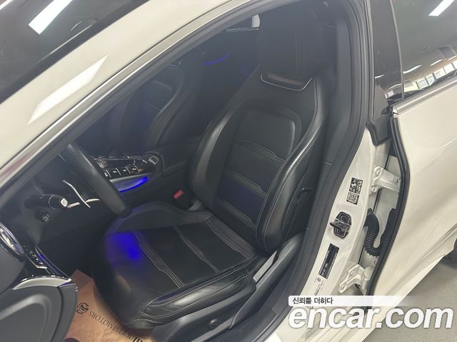 Mercedes-Benz AMG GT 2019 — photo 14