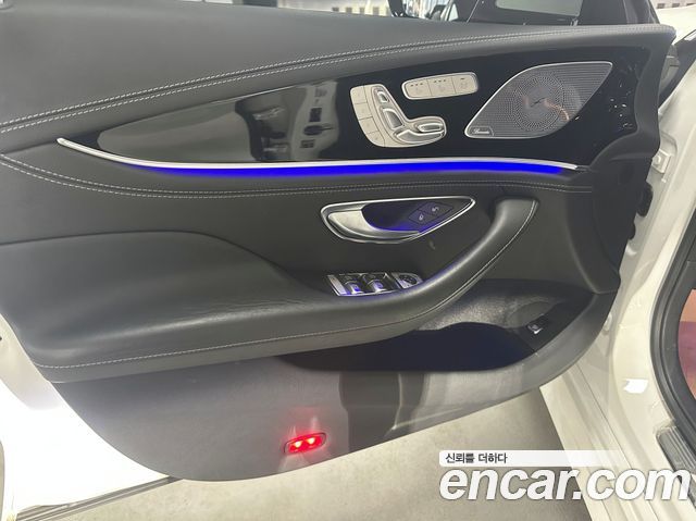 Mercedes-Benz AMG GT 2019 — photo 15