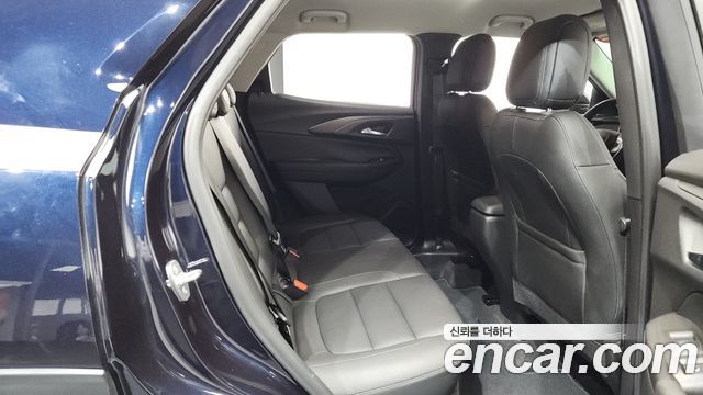 Chevrolet Korea Trailblazer 2021 — photo 11