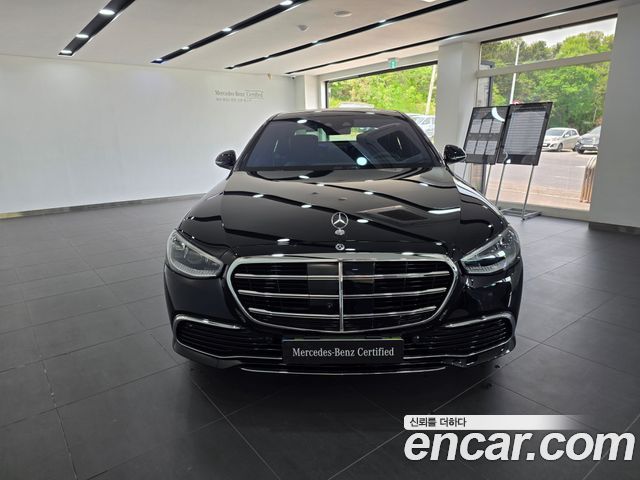 Mercedes-Benz S-Class 2026 — photo 3