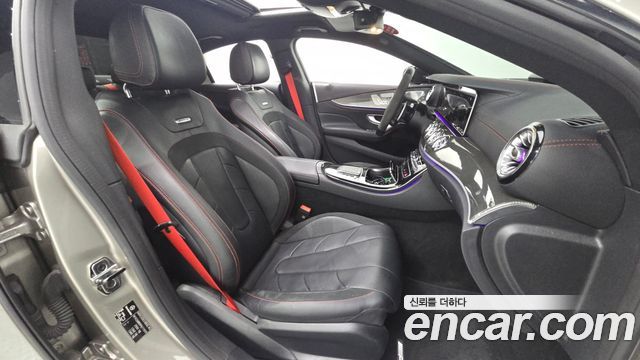 Mercedes-Benz CLS-Class 2023 — photo 17