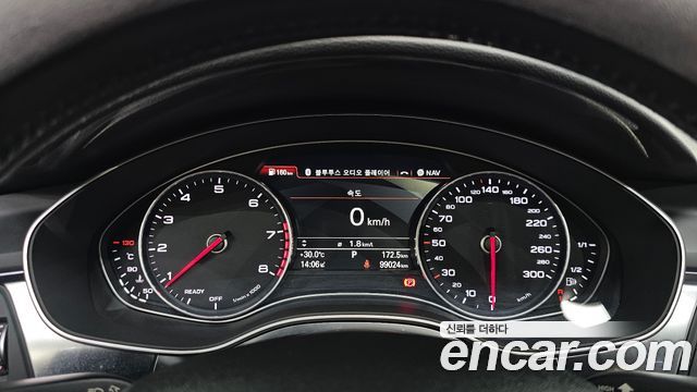 Audi A6 2018 — photo 8