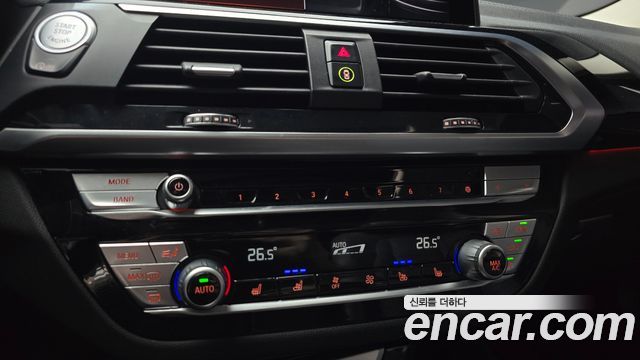 BMW X4 2021 — photo 23