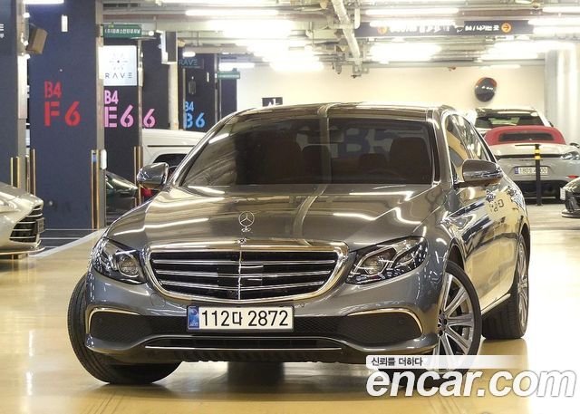 Mercedes-Benz E-Class 2019 — photo 1