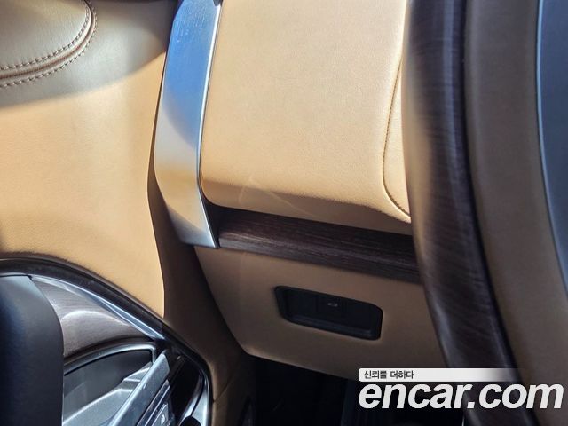 Land Rover Range Rover 2024 — photo 8