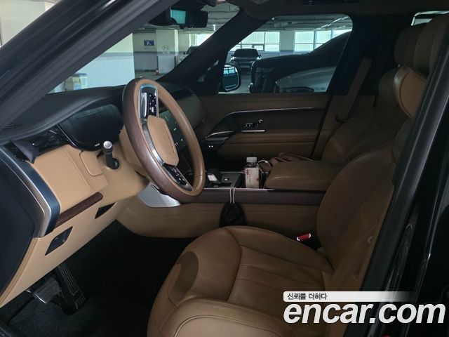Land Rover Range Rover 2024 — photo 19