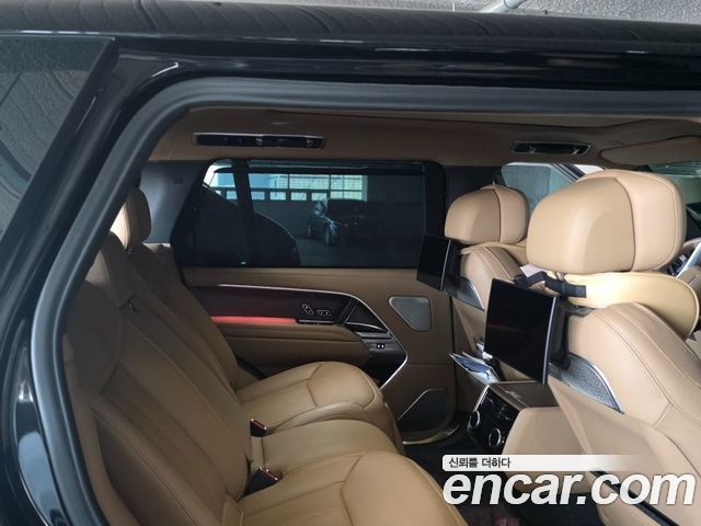 Land Rover Range Rover 2024 — photo 20