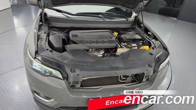 Jeep Cherokee 2021 — photo 6