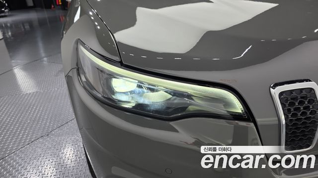 Jeep Cherokee 2021 — photo 8