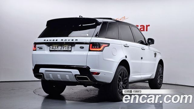 Land Rover Range Rover Sport 2018 — photo 2