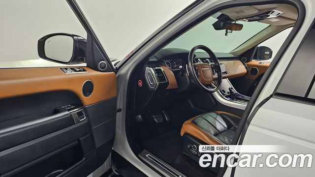 Land Rover Range Rover Sport 2018 — photo 13