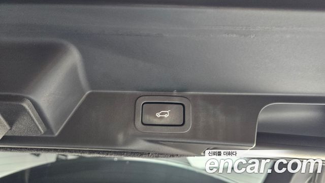 Land Rover Range Rover Sport 2018 — photo 23