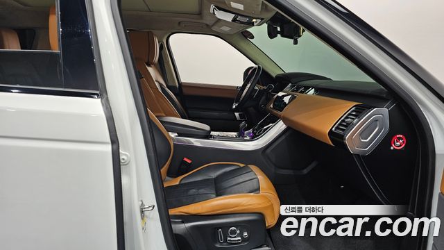 Land Rover Range Rover Sport 2018 — photo 16