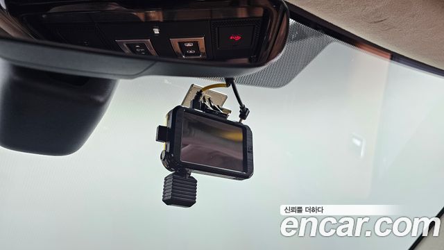 Land Rover Range Rover Sport 2018 — photo 28