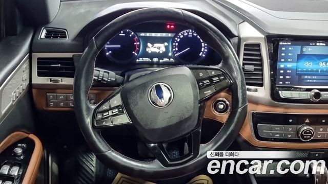 KG Mobility Rexton 2018 — photo 17