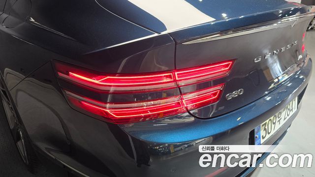 Genesis G80 2022 — photo 9
