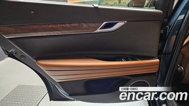 Genesis G80 2022 — photo 15