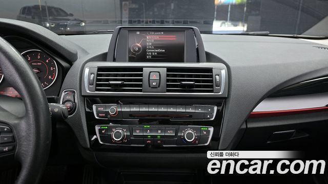 BMW 1-Series 2016 — photo 12