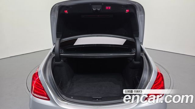 Mercedes-Benz S-Class 2015 — photo 20