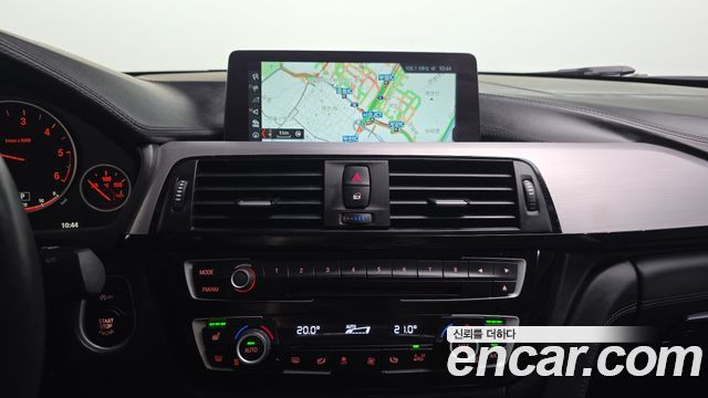 BMW 4-Series 2018 — photo 13