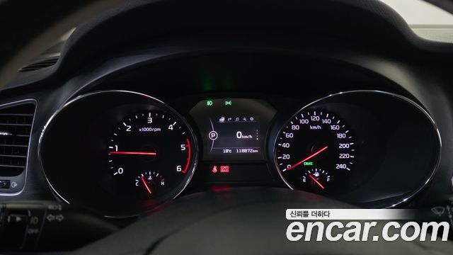 Kia Canival 2017 — photo 8