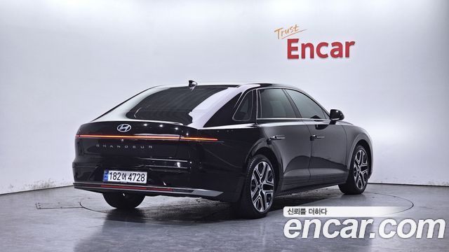 Hyundai Grandeur 2023 — photo 2
