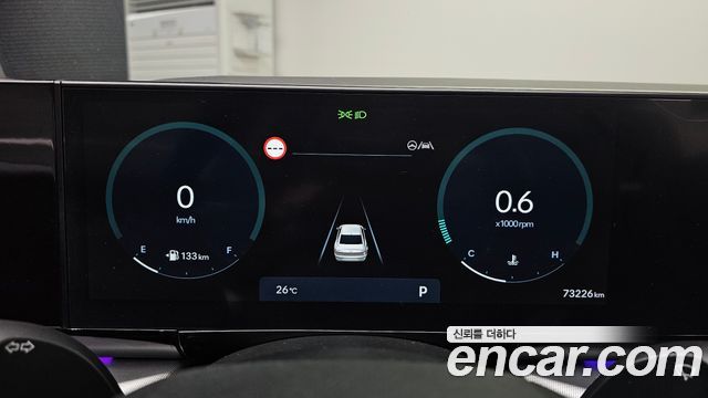 Hyundai Grandeur 2023 — photo 11