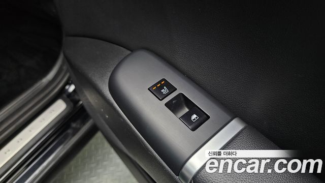 Hyundai Grandeur 2023 — photo 25