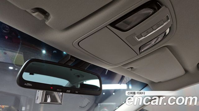 Kia K7 2016 — photo 25