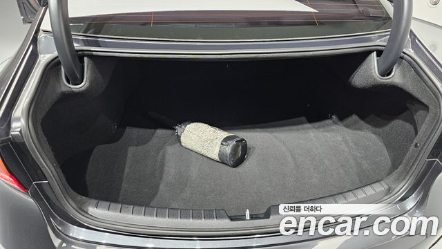 Kia K7 2016 — photo 26