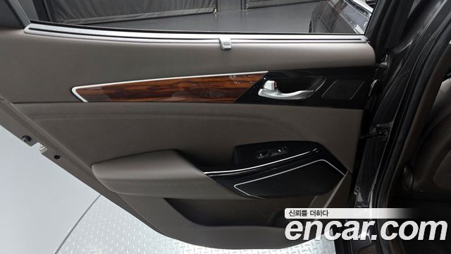 Kia K7 2016 — photo 15