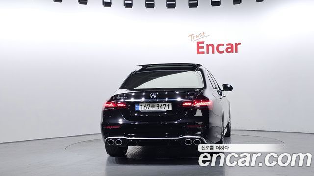 Mercedes-Benz E-Class 2021 — photo 4
