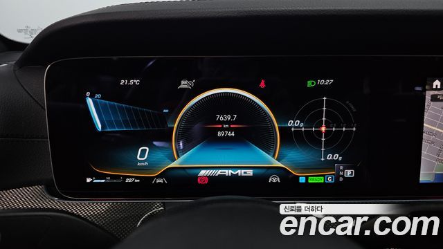Mercedes-Benz E-Class 2021 — photo 11
