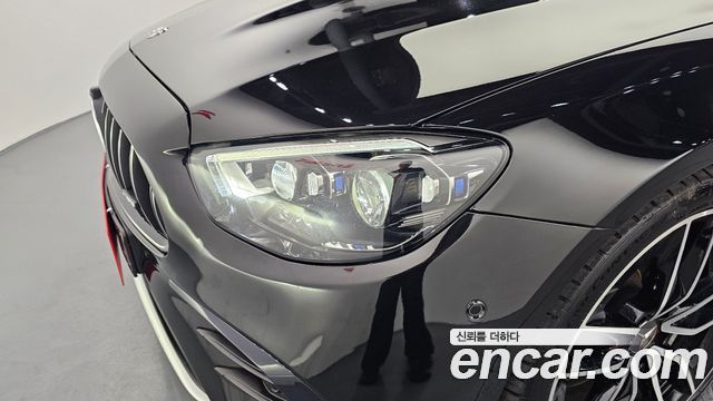 Mercedes-Benz E-Class 2021 — photo 8