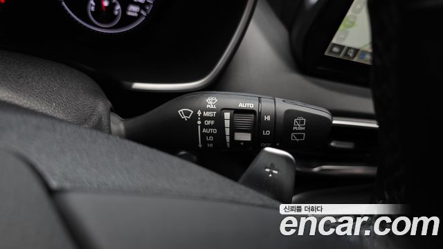 Hyundai Santafe 2022 — photo 22