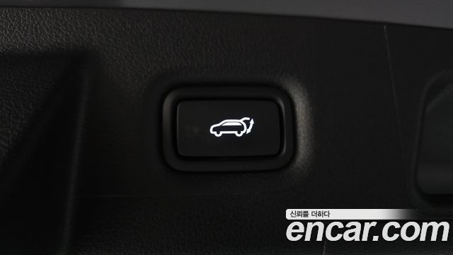 Hyundai Santafe 2022 — photo 23