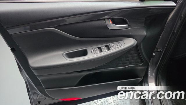 Hyundai Santafe 2022 — photo 14