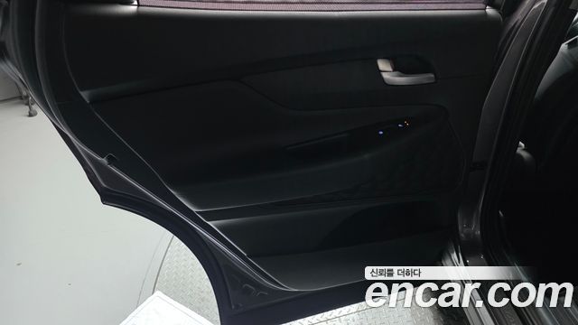 Hyundai Santafe 2022 — photo 15