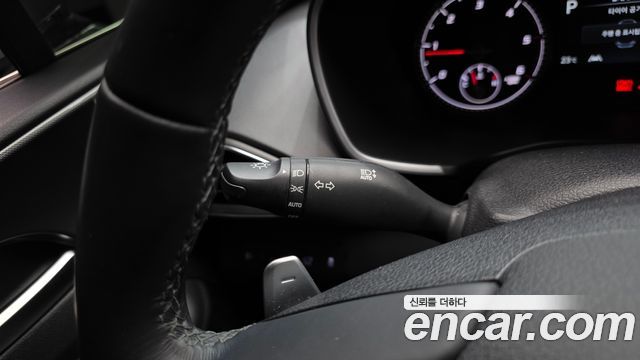 Hyundai Santafe 2022 — photo 29