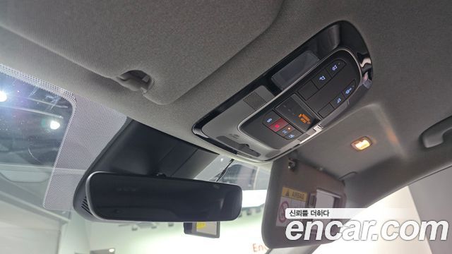 Hyundai Santafe 2022 — photo 32