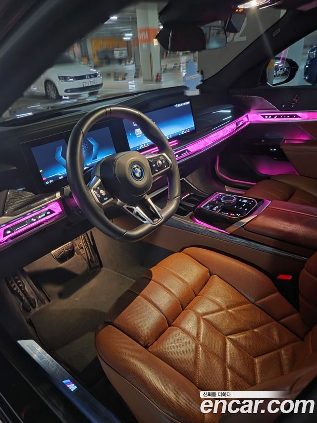 BMW i7 2024 — photo 6
